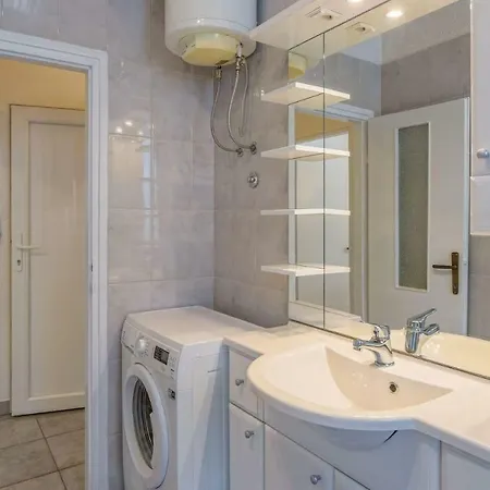 Apartment Studio Apartment Lori *